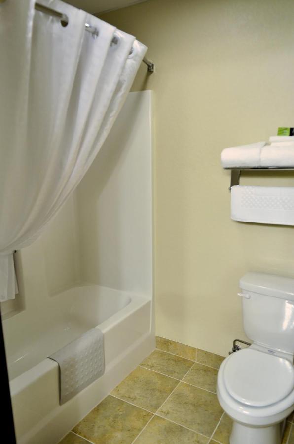 Cobblestone Inn & Suites - Lake View Kültér fotó