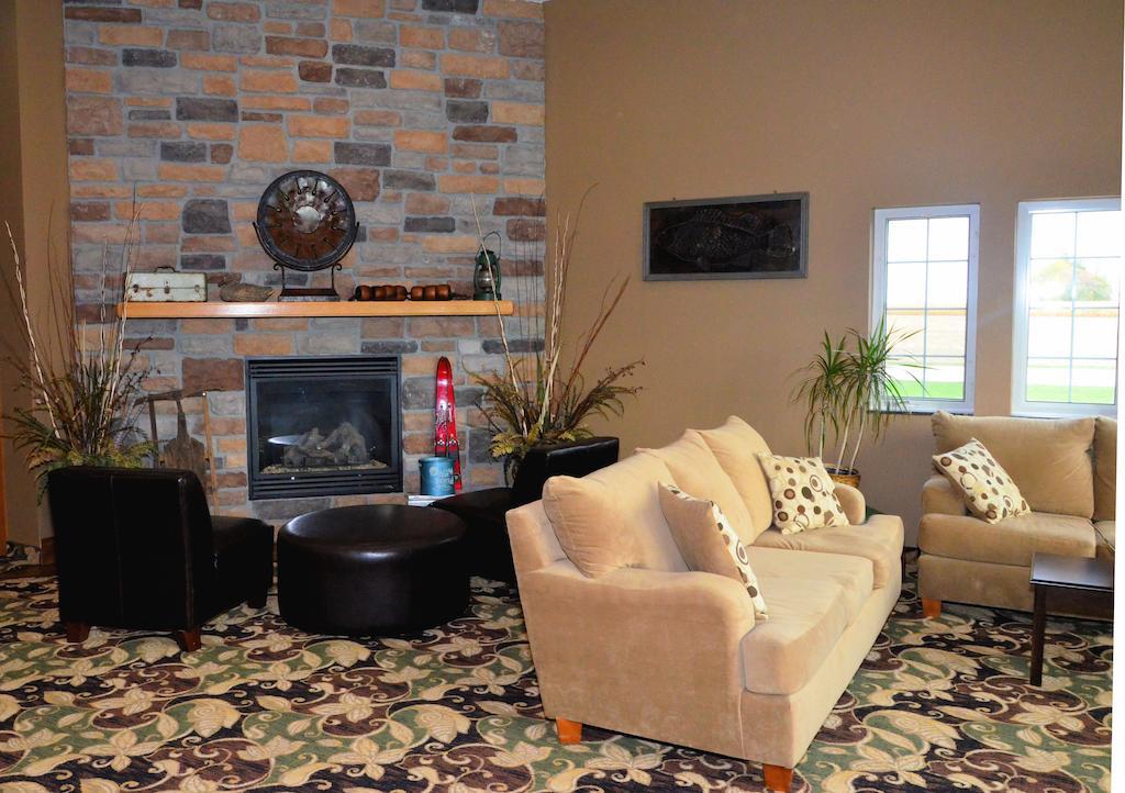 Cobblestone Inn & Suites - Lake View Kültér fotó