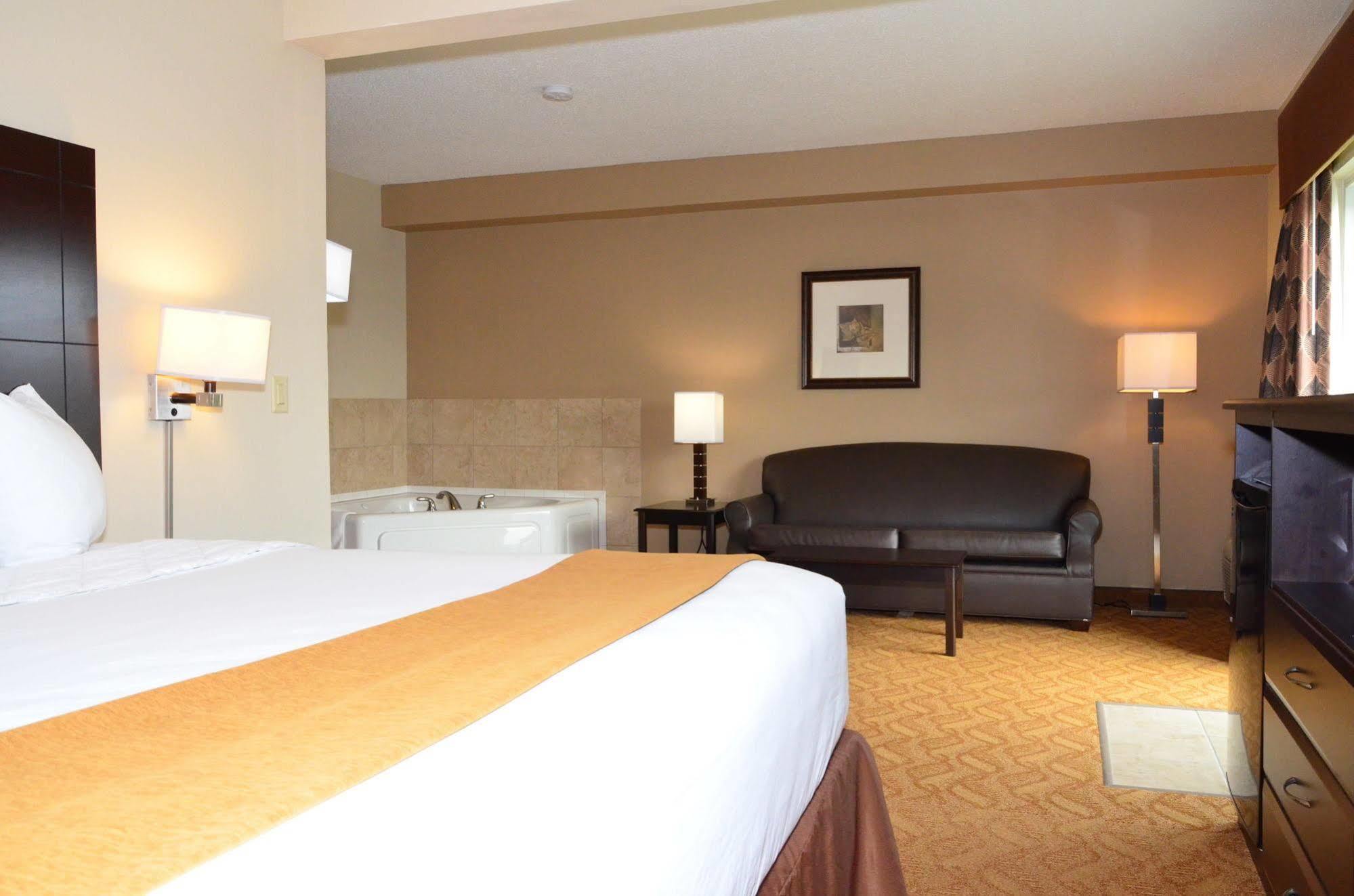 Cobblestone Inn & Suites - Lake View Kültér fotó